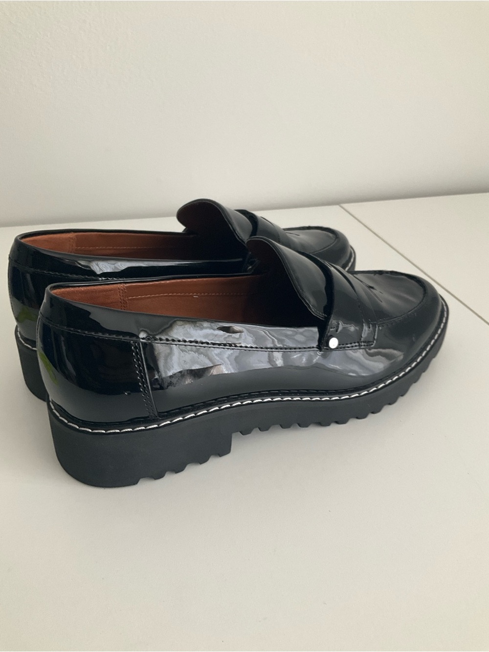 Franco Sarto 7 M Black Patent-Look Lug Sole Loafers - Picture 6 of 10